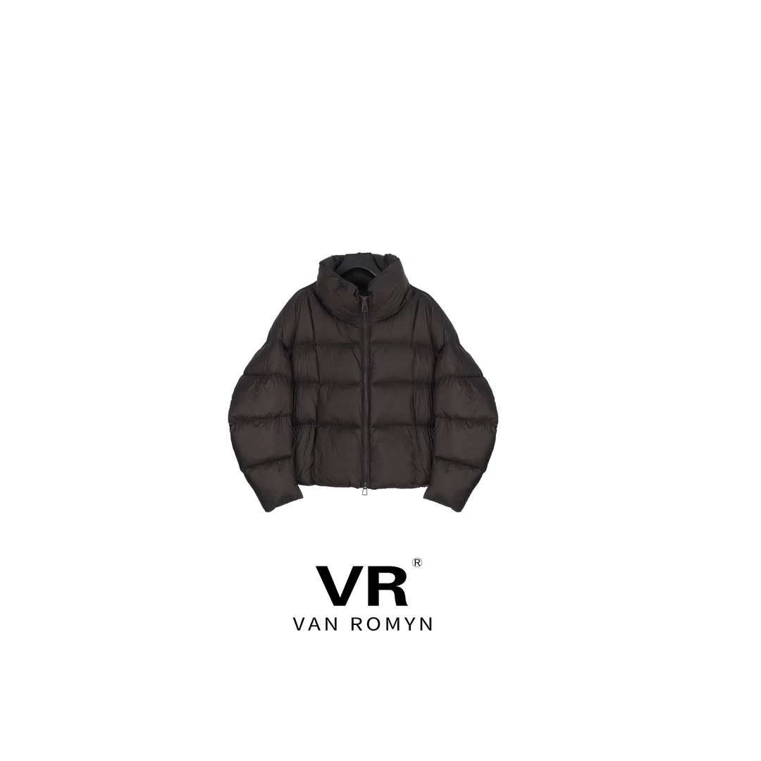 【VR莉娜】511068/2025 新款冬季 云朵般90白鹅绒 立领极简风鹅绒服