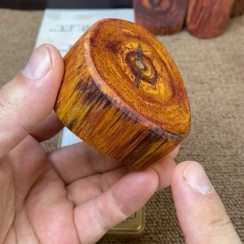 藤类123克降真香绿油黄金甲超一档手把件