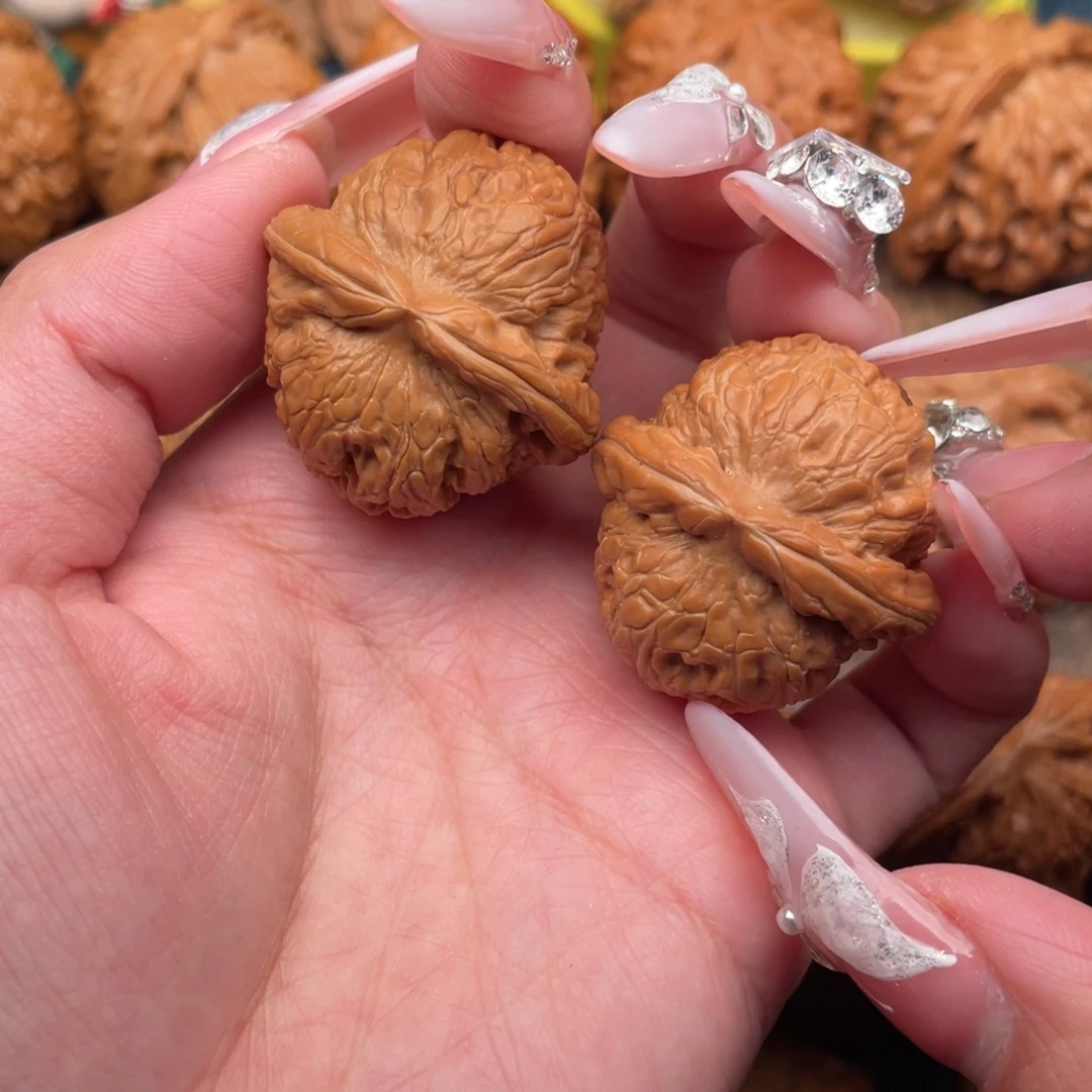 文玩核桃把件全品，手捻平谷元宝35