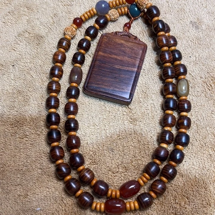 黄花梨/降香黄檀手串/手链无事牌脖挂