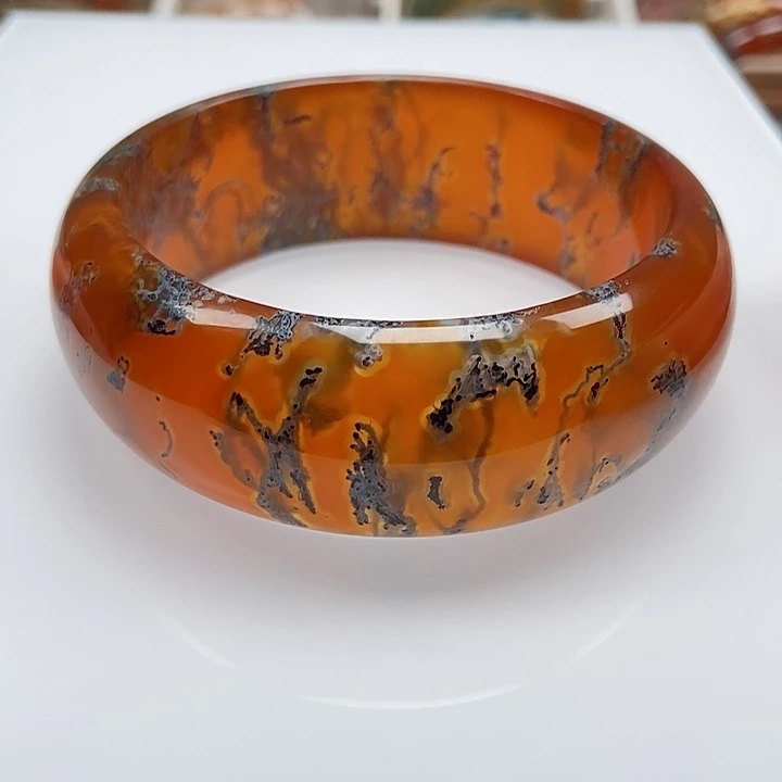 手镯玛瑙/玉髓未镶嵌音***香