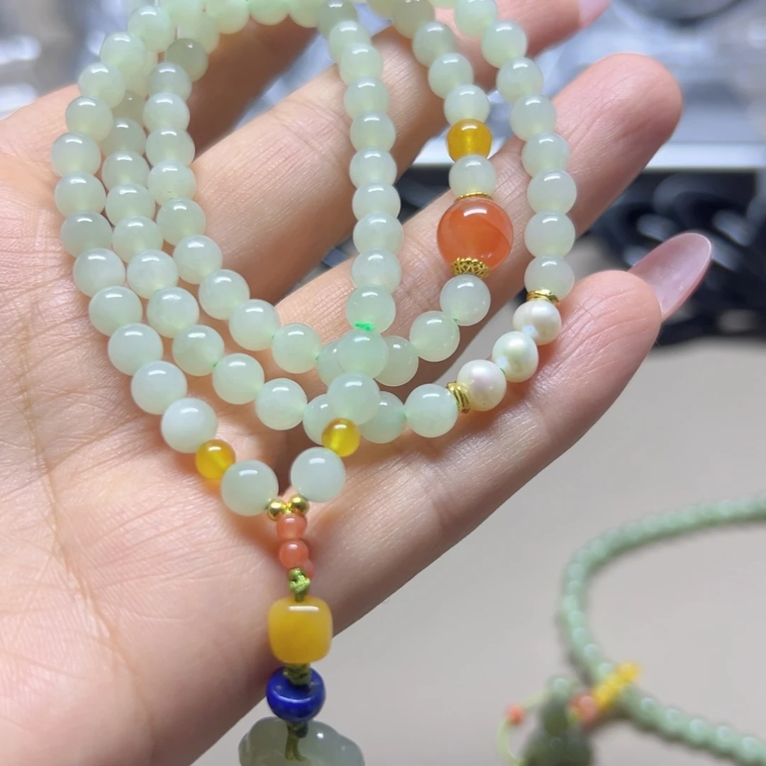 颈饰未镶嵌和田玉