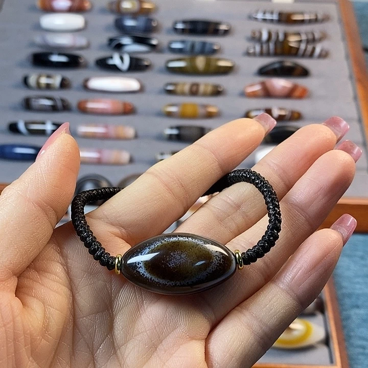 玛瑙/玉髓合金颈饰