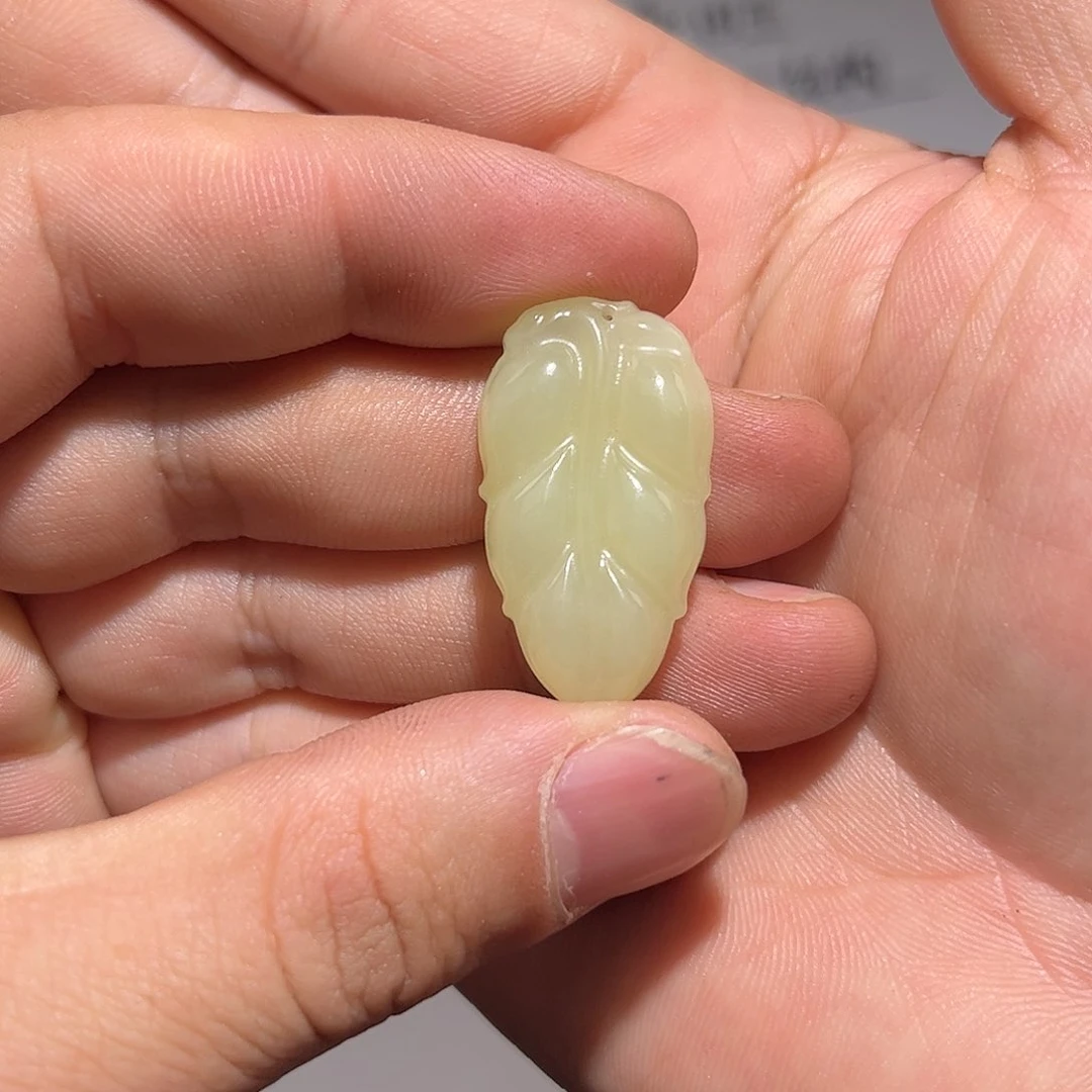 和田玉和田玉若羌黄口金枝玉叶挂件未镶嵌