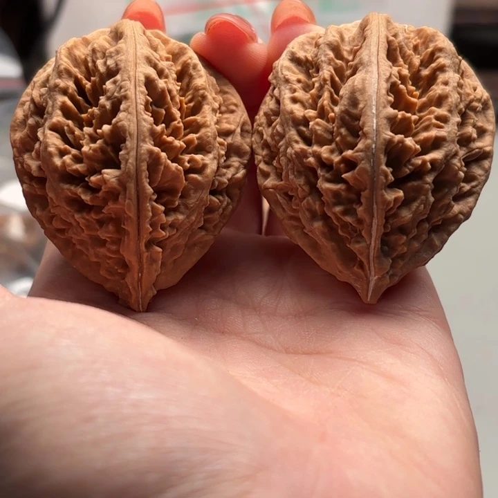 昌***处把件文玩核桃小蛙119