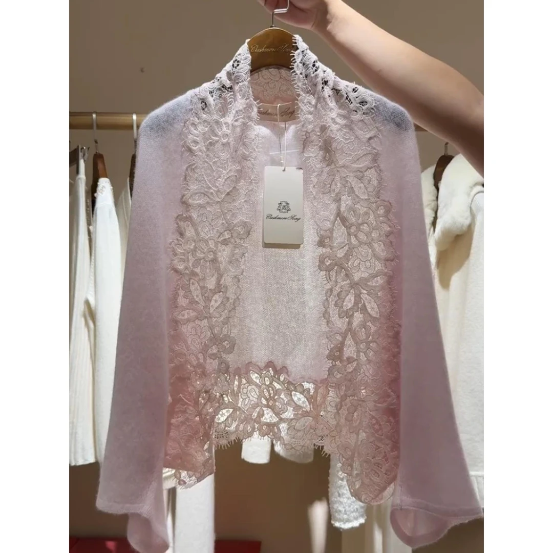 粉色蕾丝拼接针织开衫女2025新款秋季小香风别致绝美镂空罩衫上衣