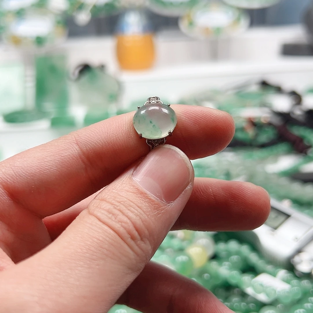 石英质玉戒指合金李