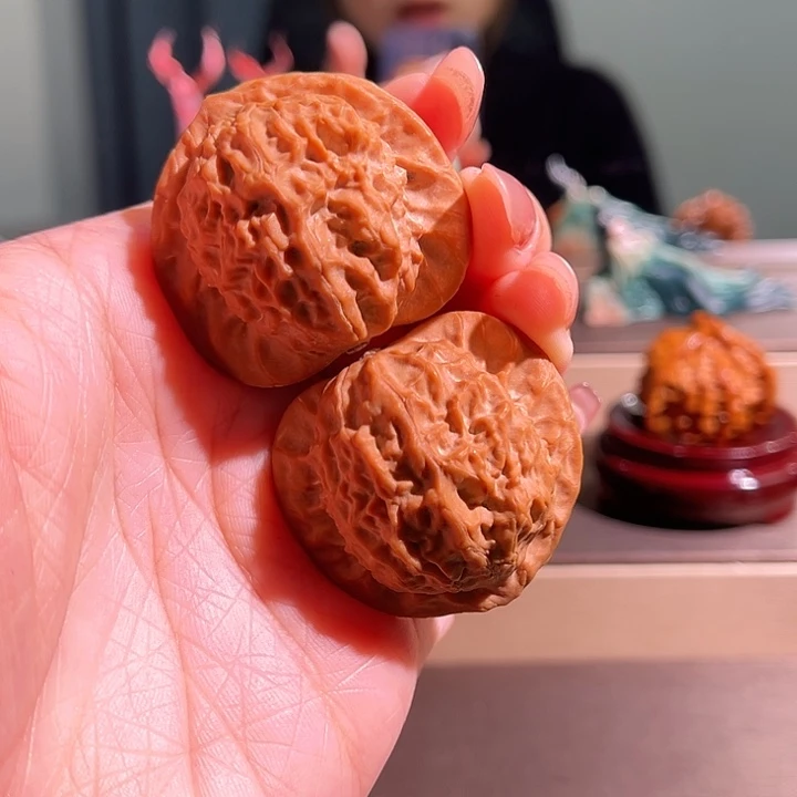 文玩核桃把件全品瓷娃娃