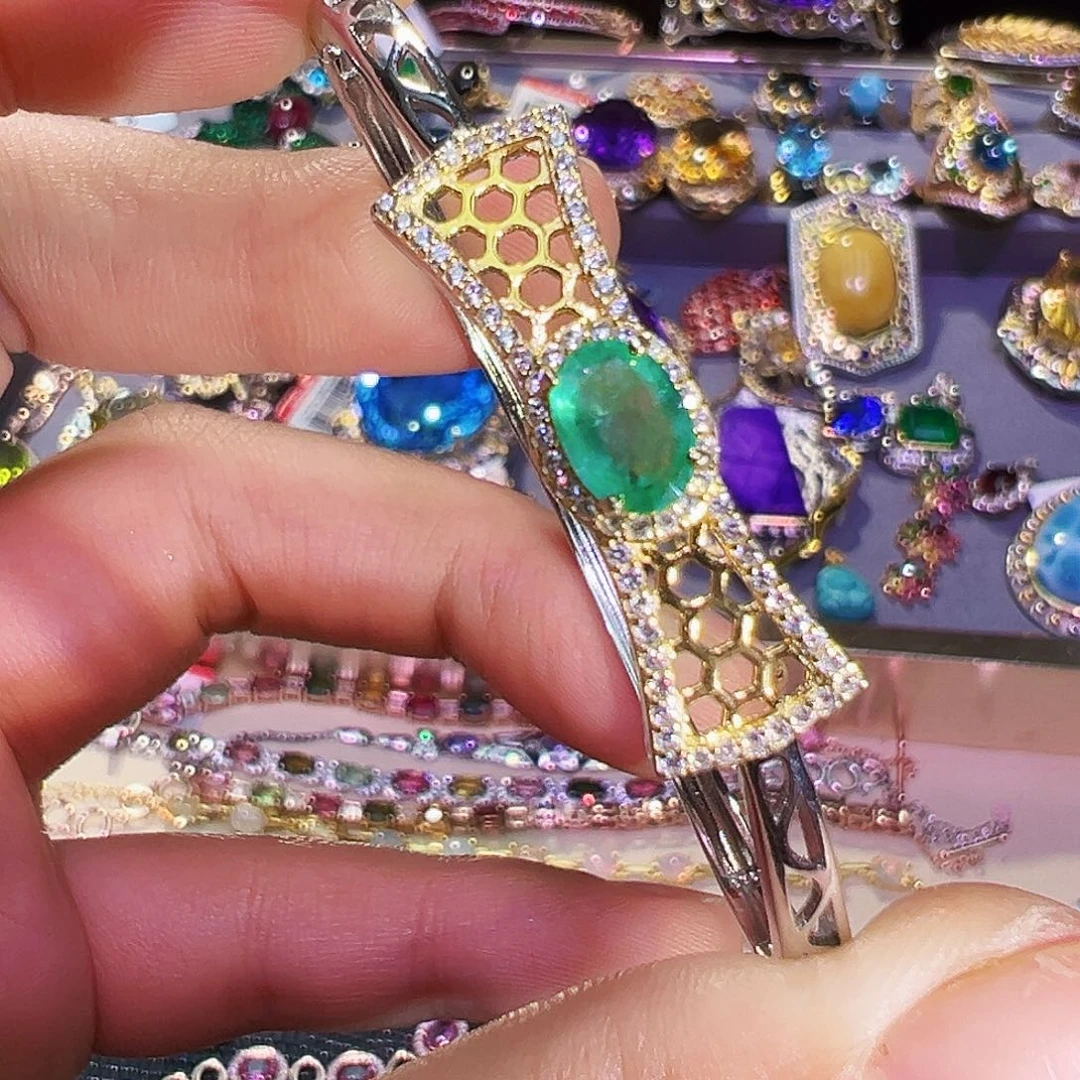 银S925镶嵌祖母绿珠宝奇石