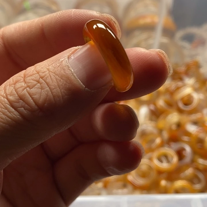 用***5玛瑙/玉髓戒指未镶嵌