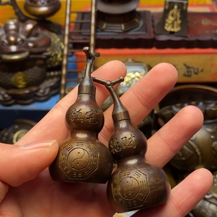 铜器摆件做工精良