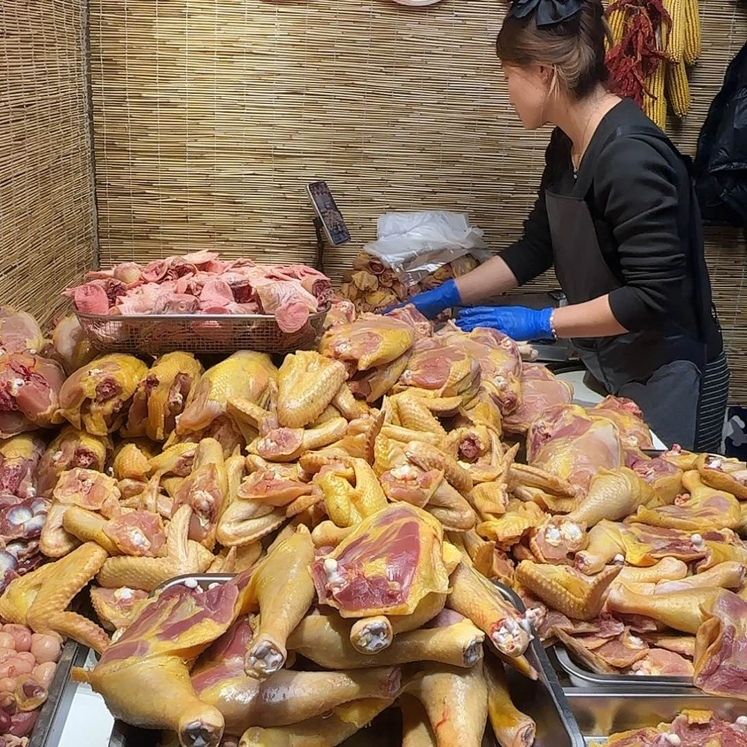 6月中国大陆食用农产品鸡腿10.02