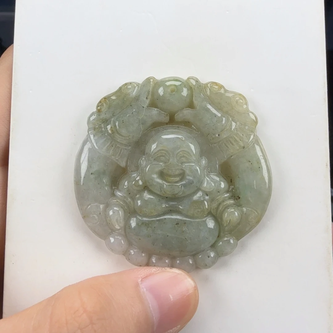 翡翠挂件未镶嵌翡翠