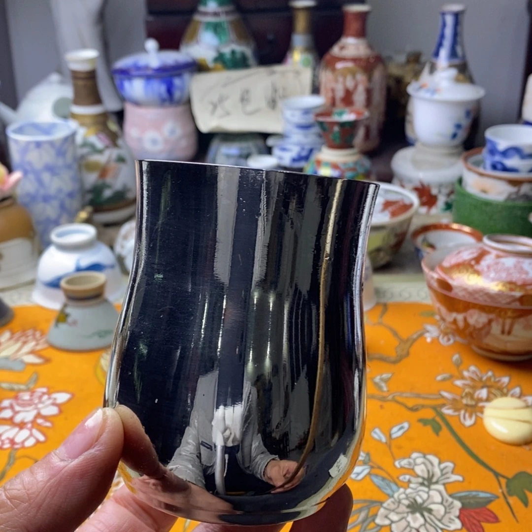 瓷片是因为它具有非常丰富且独特