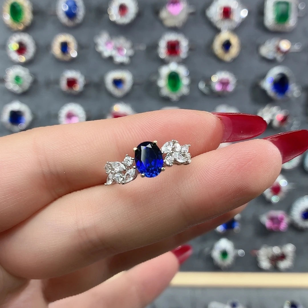 925银培育皇家蓝色宝石