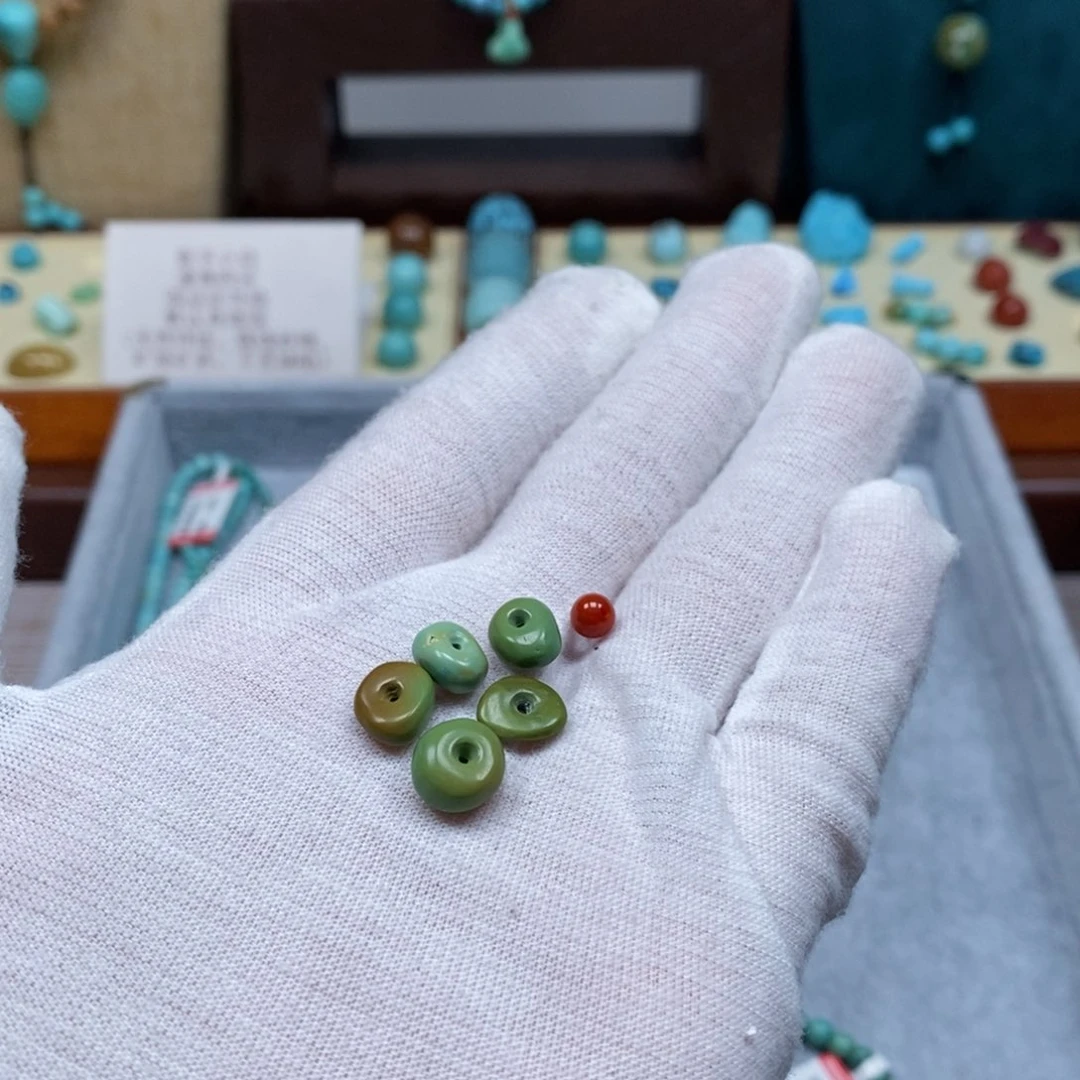 未镶嵌配饰南红玛瑙