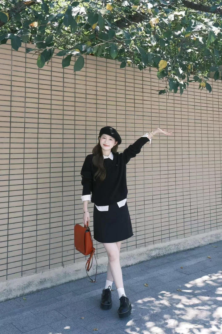 2025秋季新款学院风衬衫领拼接假两件毛衣女针织长袖上衣百搭半裙