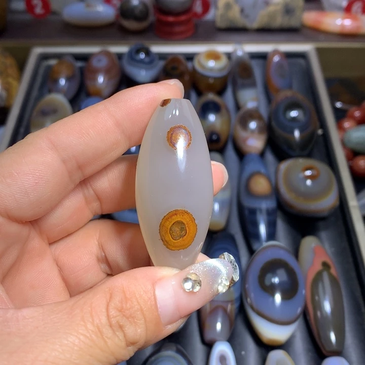 玛瑙/玉髓颈饰未镶嵌吊坠