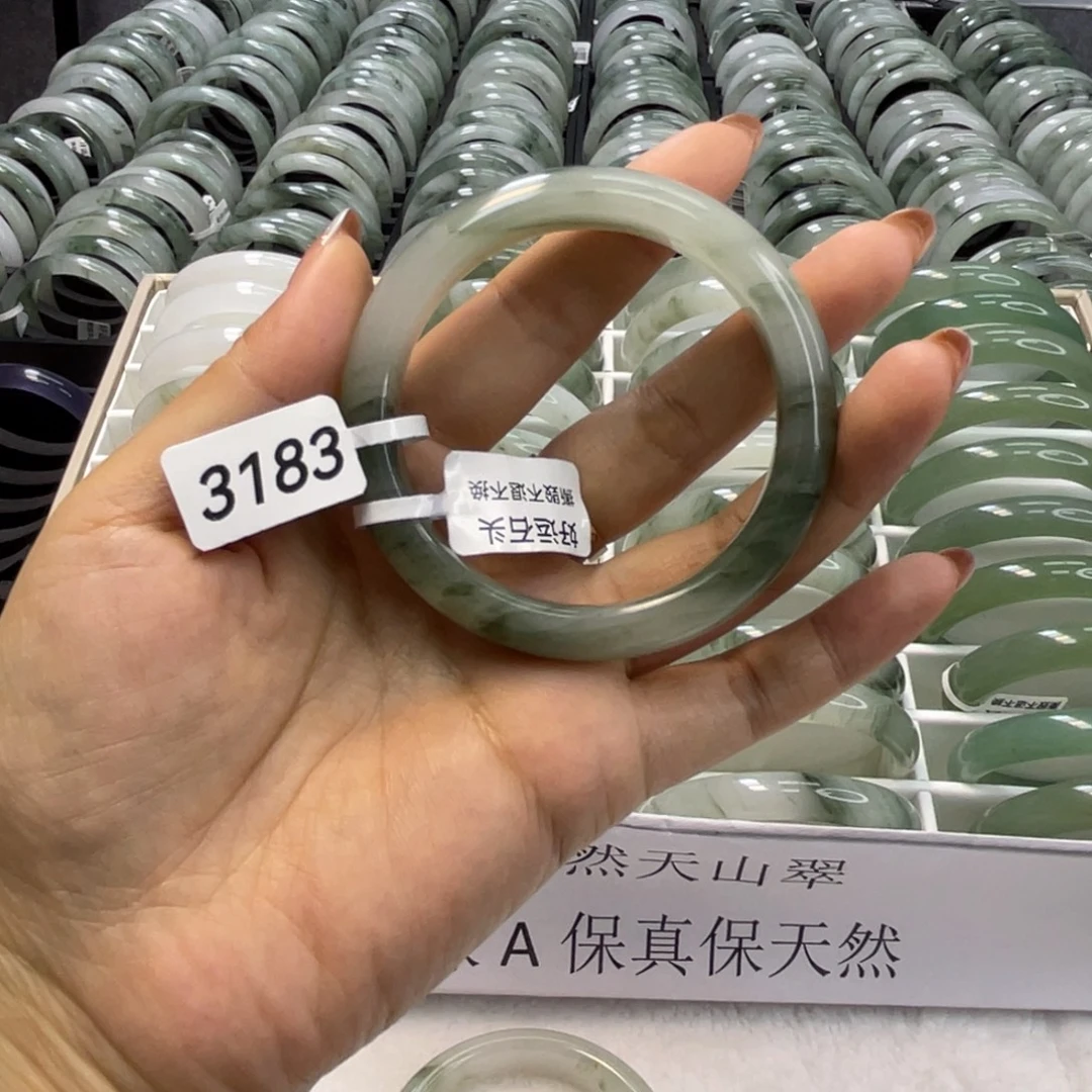 未镶嵌手镯石英岩玉3183