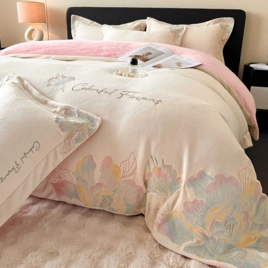 水星家纺秋冬季加厚双面牛奶绒四件套刺绣被套保暖珊瑚绒床上用品