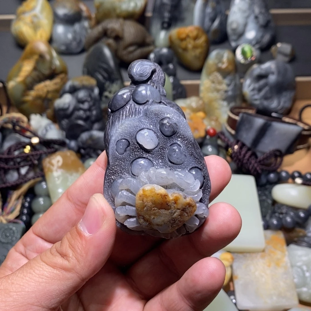 未镶嵌和田玉把件