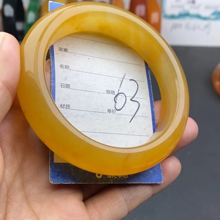 未镶嵌手镯石英质玉