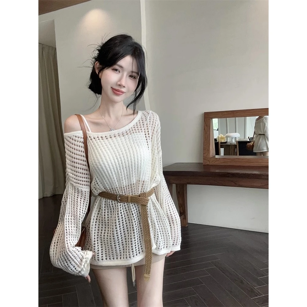 慵懒风薄款镂空斜肩针织衫女早秋辣妹一字肩上衣防晒罩衫外搭毛衣