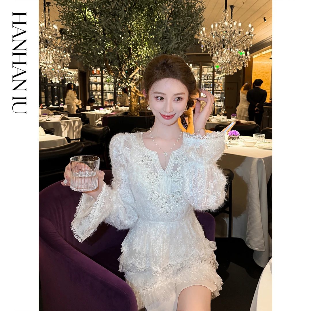 韩韩IU【凡间精灵】高定绣花蕾丝柔软亲肤不规则领型女士收腰上衣