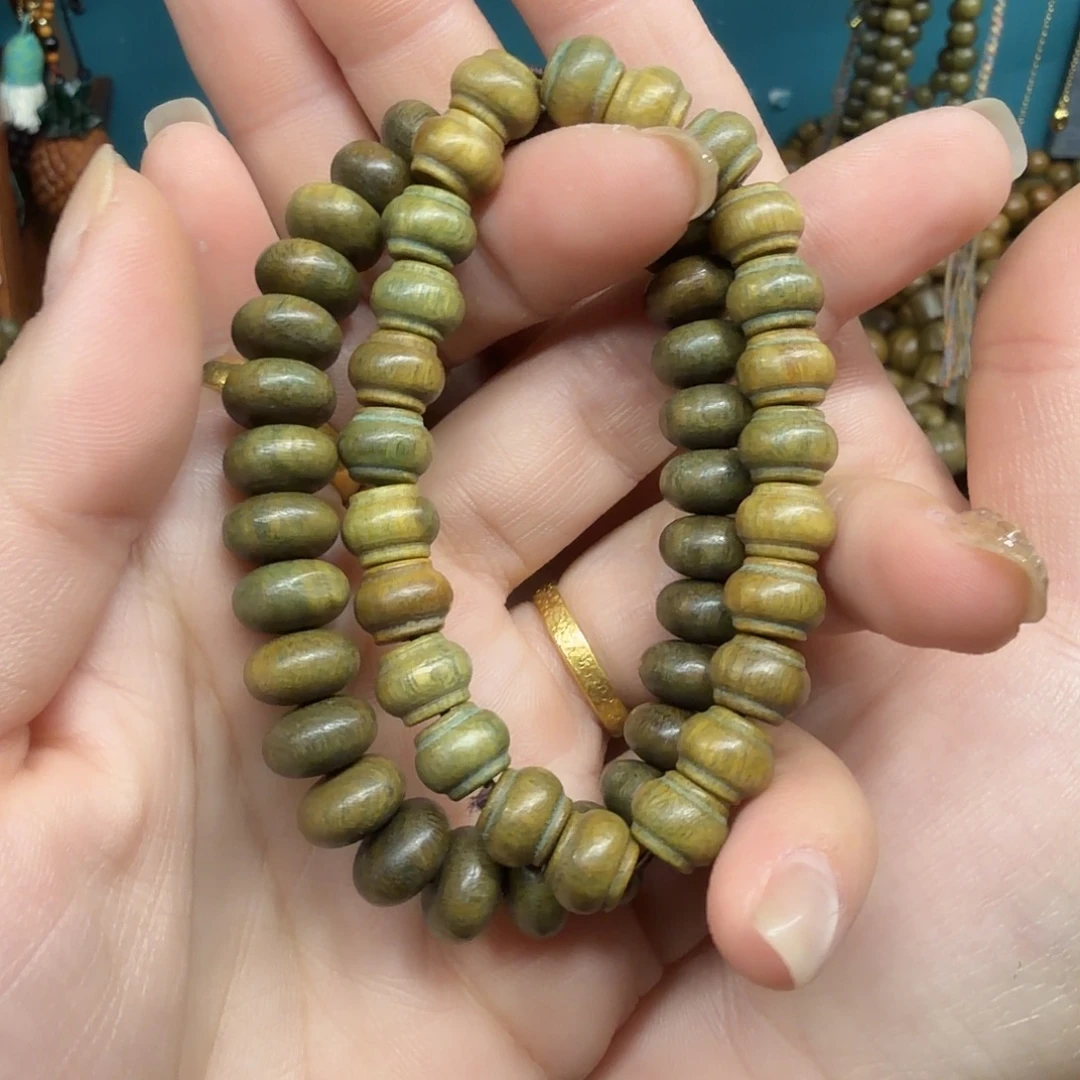 无事牌维腊木（绿檀）