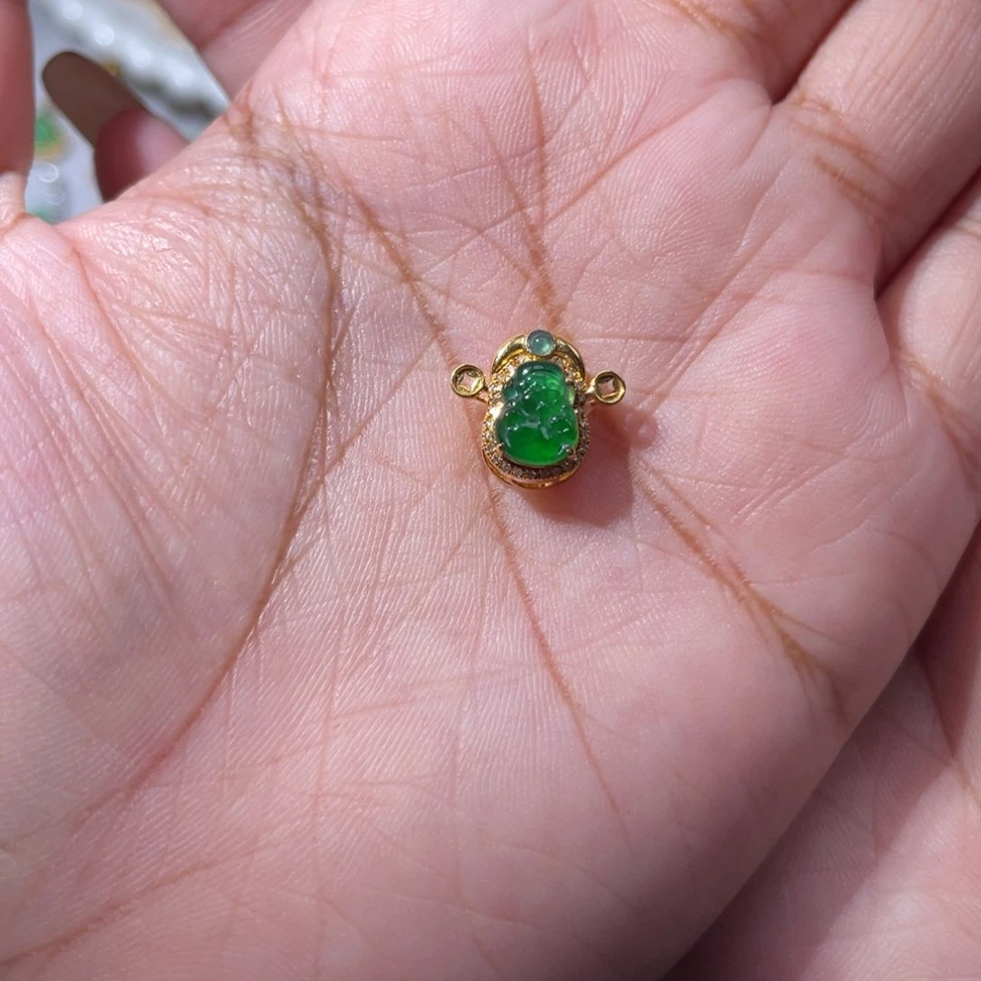 吊坠(不含链)18K金镶嵌翡翠