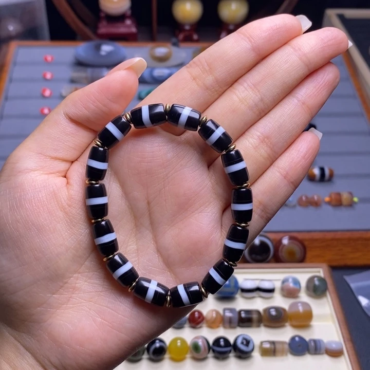 江***江玛瑙/玉髓颈饰未镶嵌