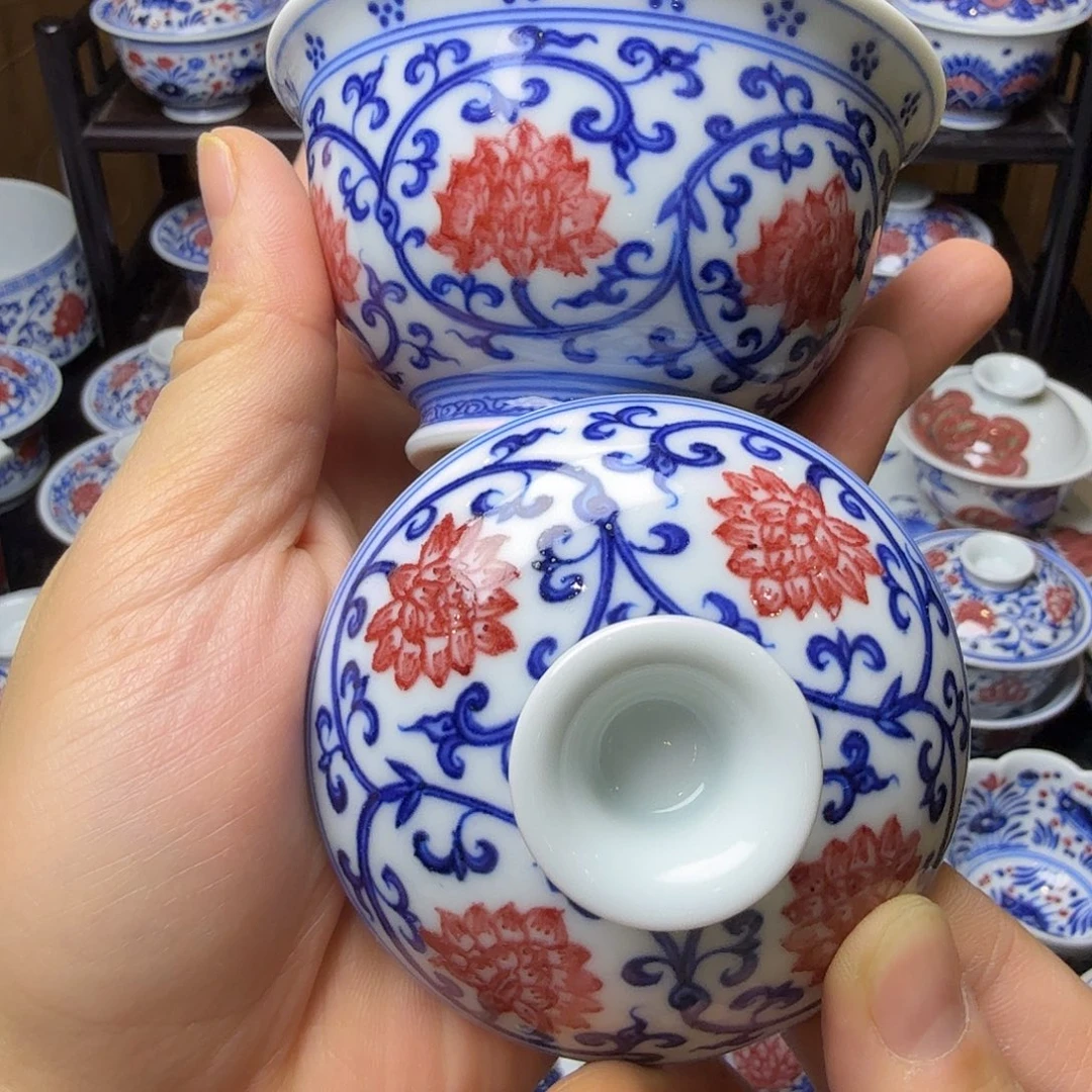 釉里红金刚莲元宝盖碗