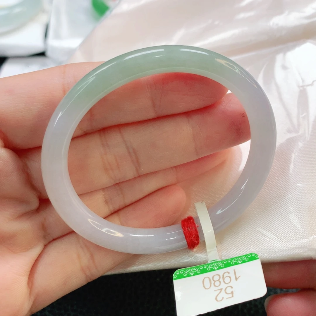 未镶嵌手镯翡翠52贵妃