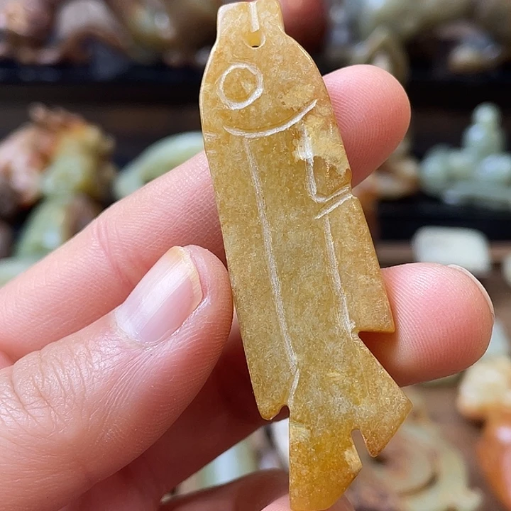 和田玉（糖玉）未镶嵌颈饰