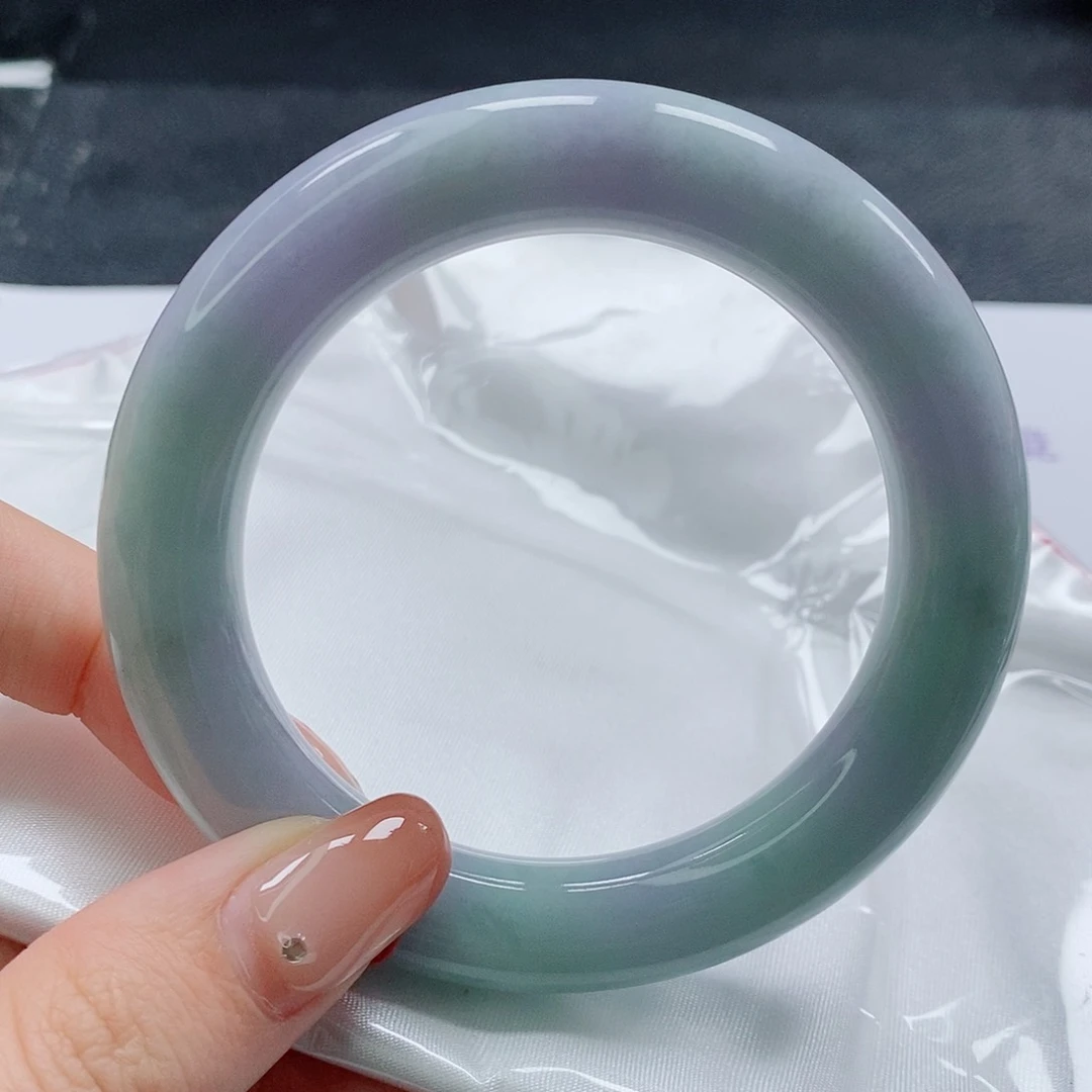 【闪购商品】未镶嵌手镯（圆镯）翡翠470号