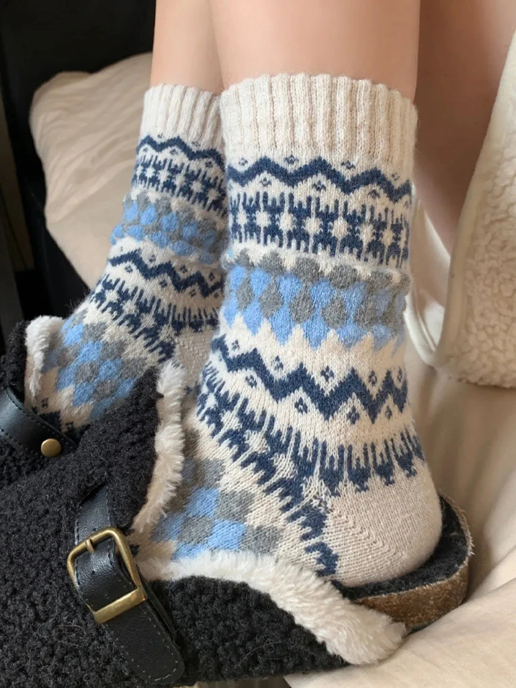 5色费尔岛菱格秋冬保暖日系复古民族风羊毛袜[3]