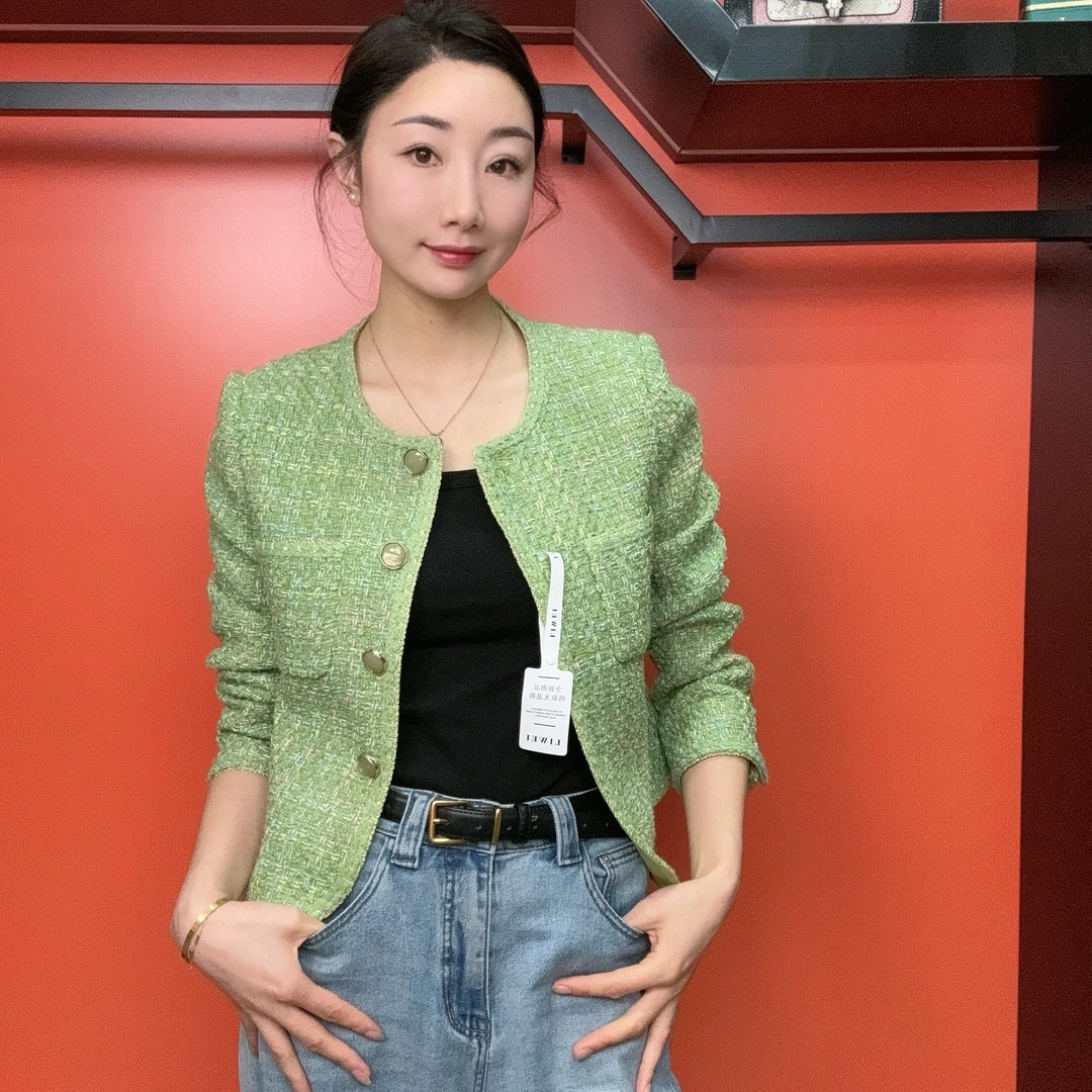 春季新款小香风短外套女绿色高级优雅轻奢上衣短款