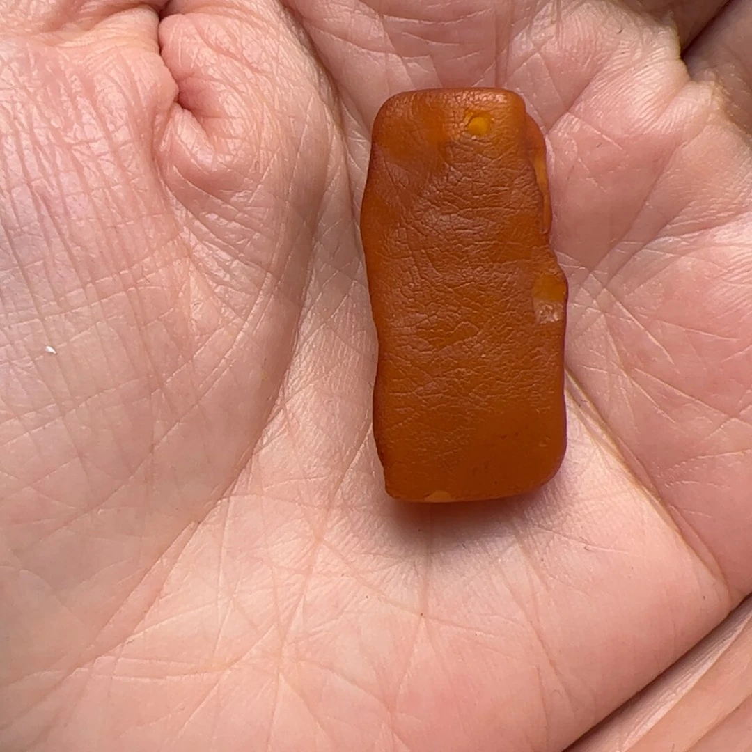 琥珀颈饰未镶嵌蜜蜡