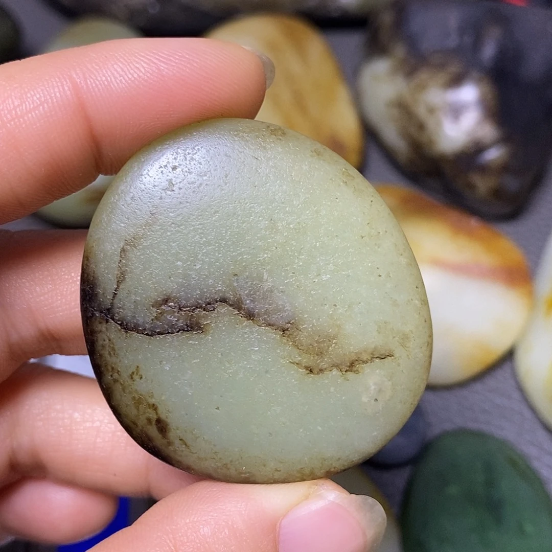 未镶嵌和田玉（糖玉）挂件