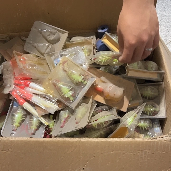 老款爆炸钩随机发10个