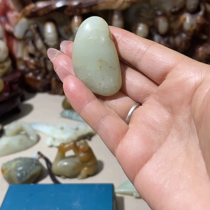 用***4和田玉未镶嵌挂件