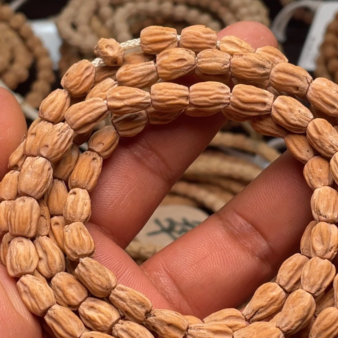 手串柏香籽/百香籽马****）