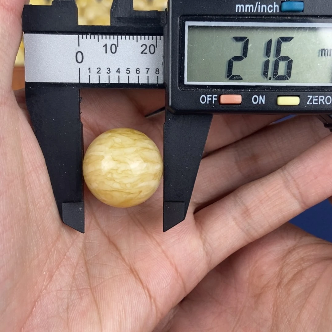 未镶嵌琥珀裸石蜜蜡