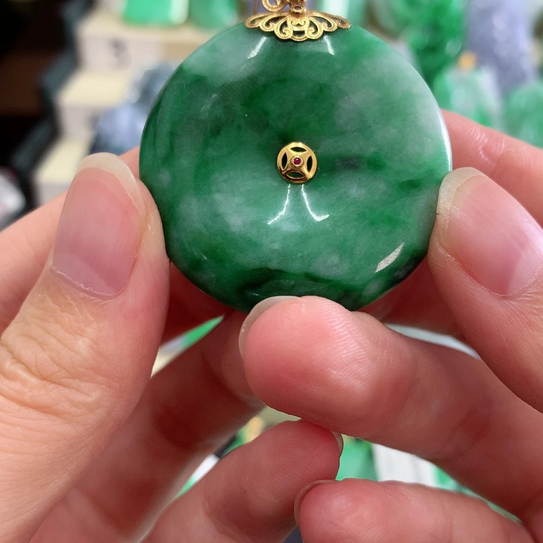 翡翠18K金镶嵌吊坠(不含链)