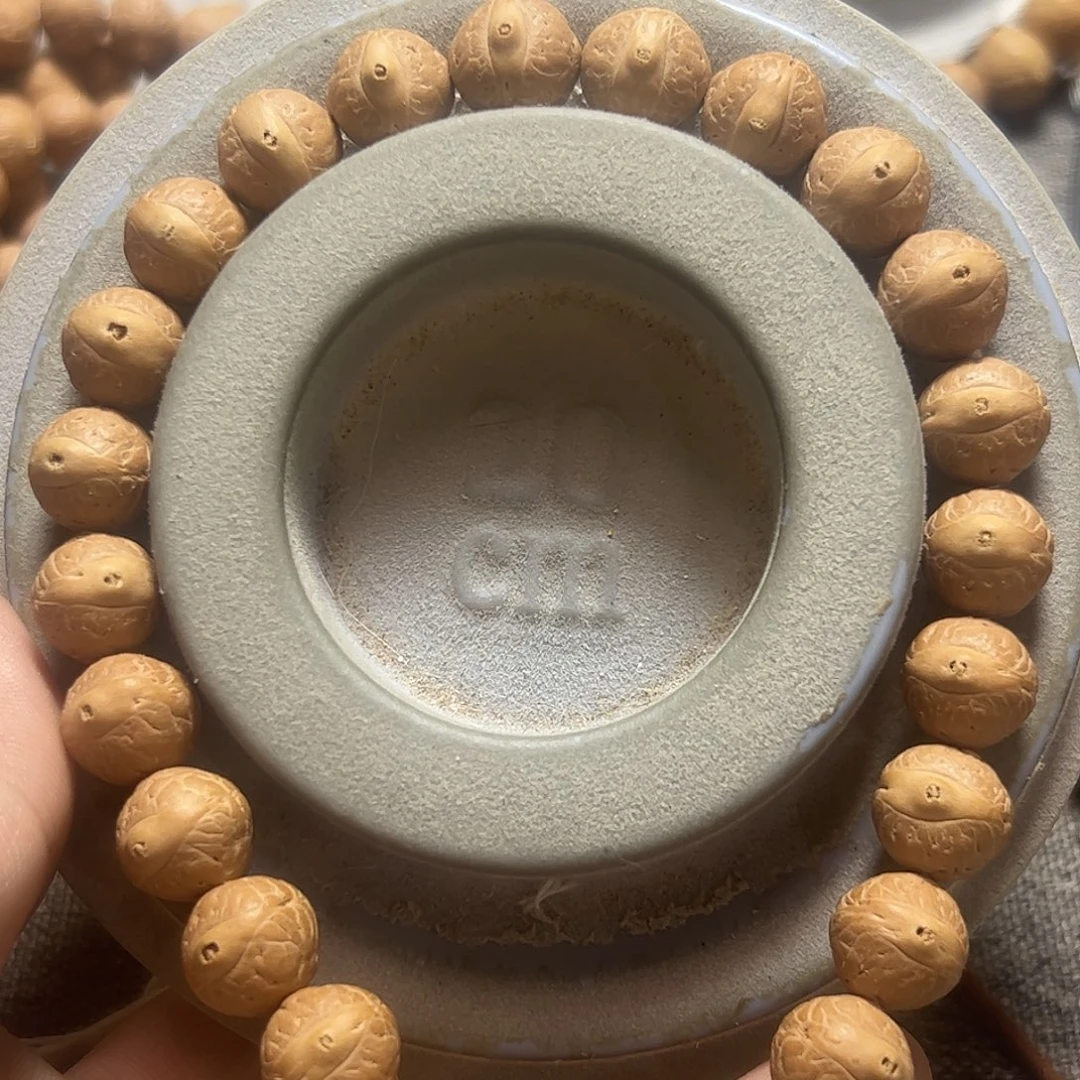 禾***子凤眼菩提手串11mm实心籽