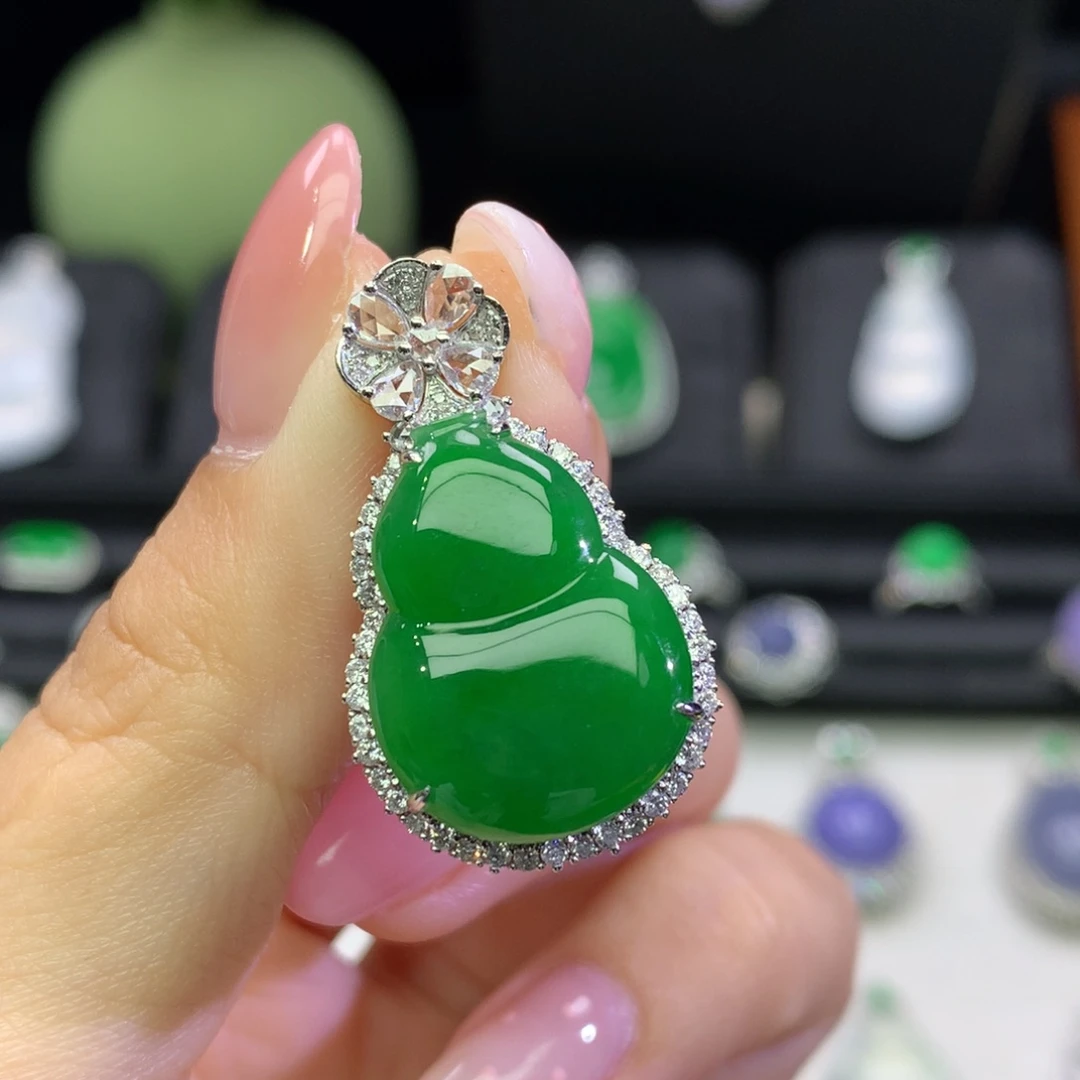 翡翠18K金镶嵌吊坠(不含链)