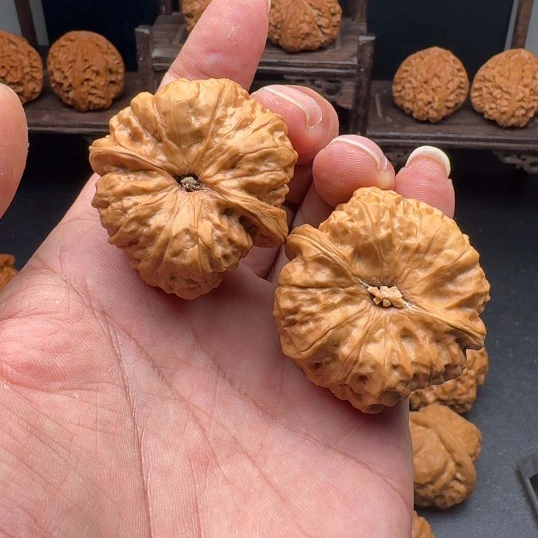 文玩核桃吊坠梁蛤蟆