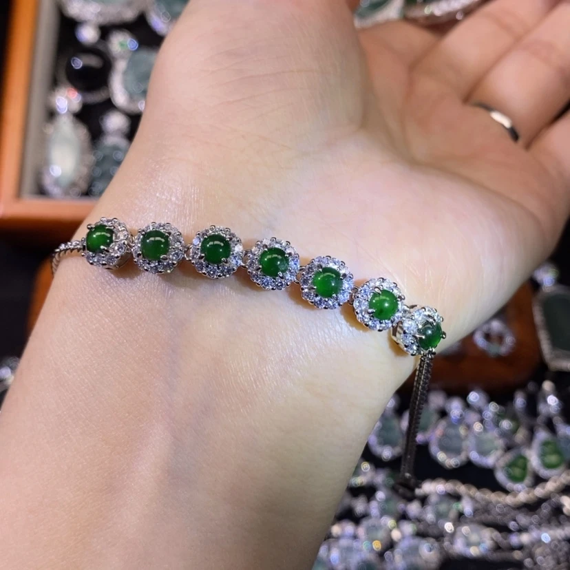 【闪购商品】翡翠颈饰未镶嵌天然