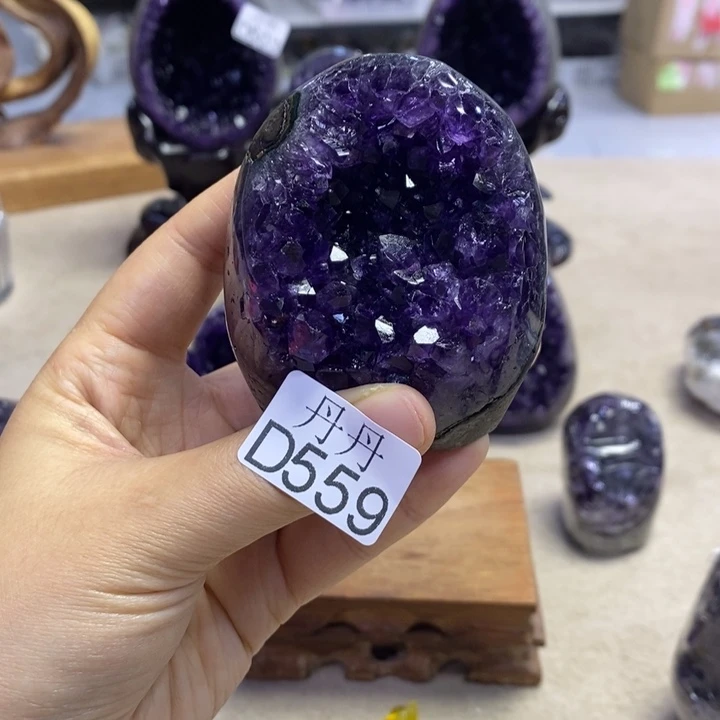 未镶嵌水晶大型摆件（非配饰）