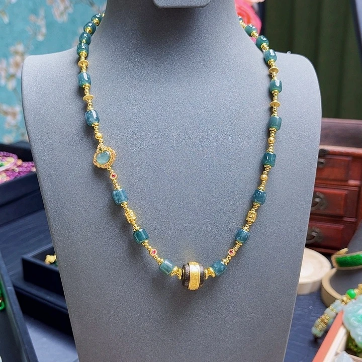 翡翠未镶嵌颈饰原价498